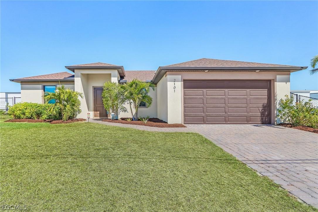 2101 NE 36th Ter., Cape Coral, FL 33909