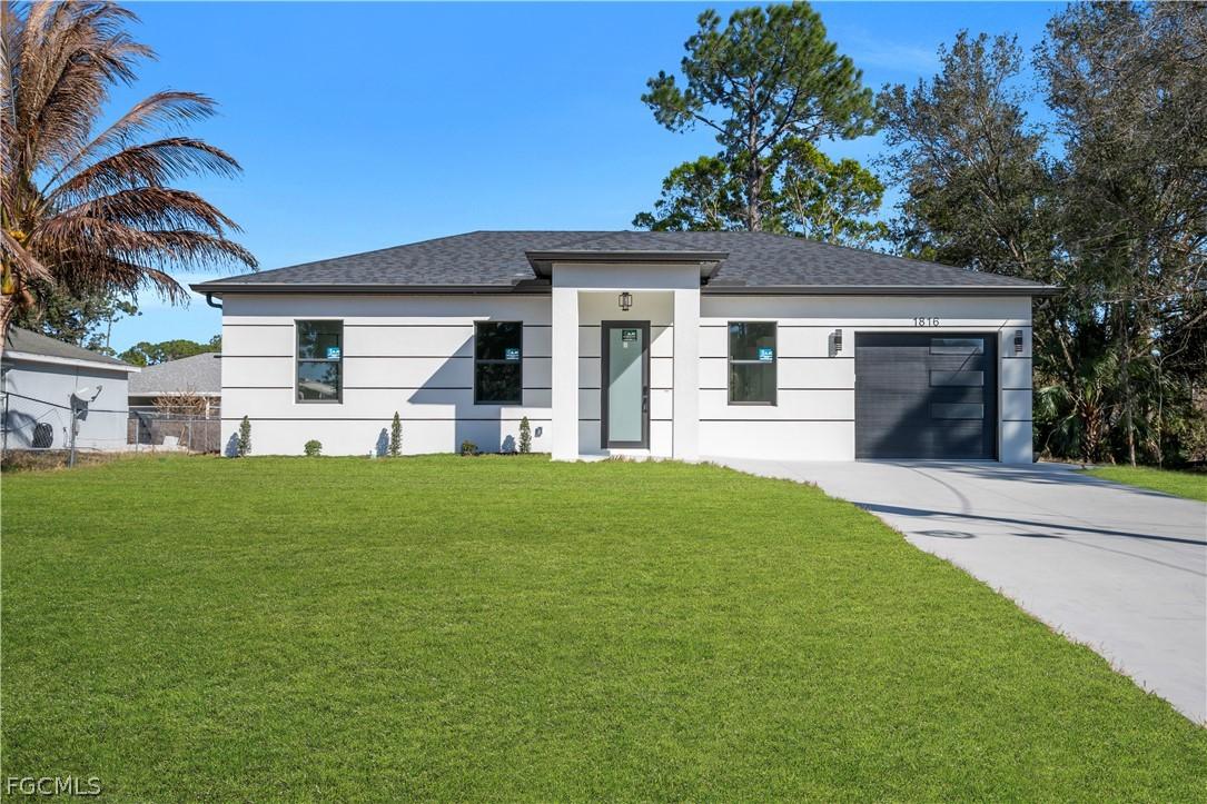 1816 Ridgemoor St., Lehigh Acres, FL 33972