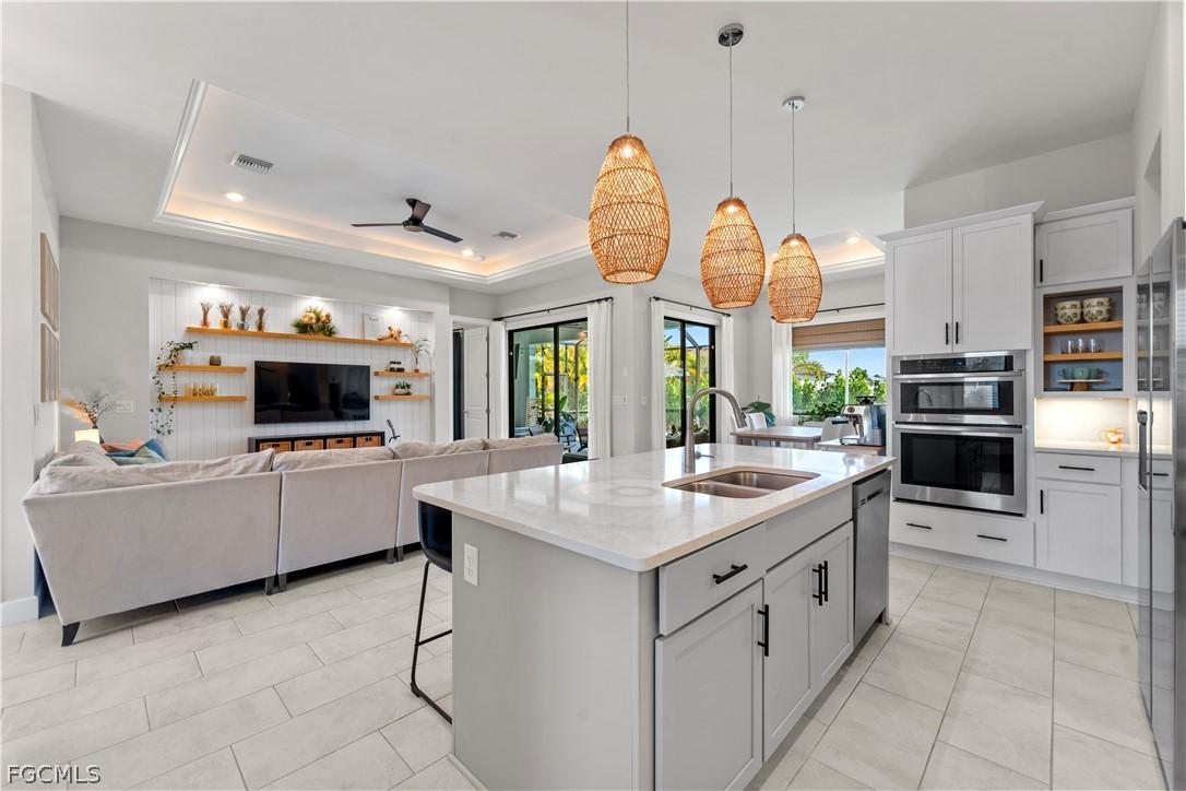 427 NW 37th Ave., Cape Coral, FL 33993