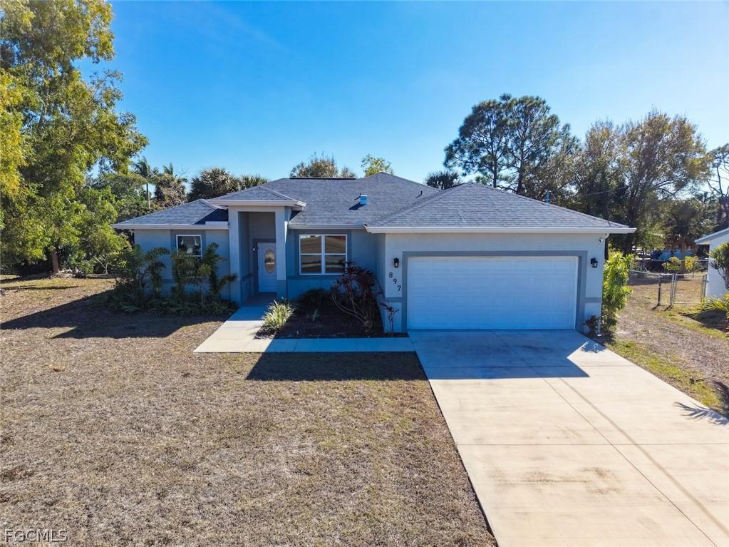 897 Iris Dr., North Fort Myers, FL 33903