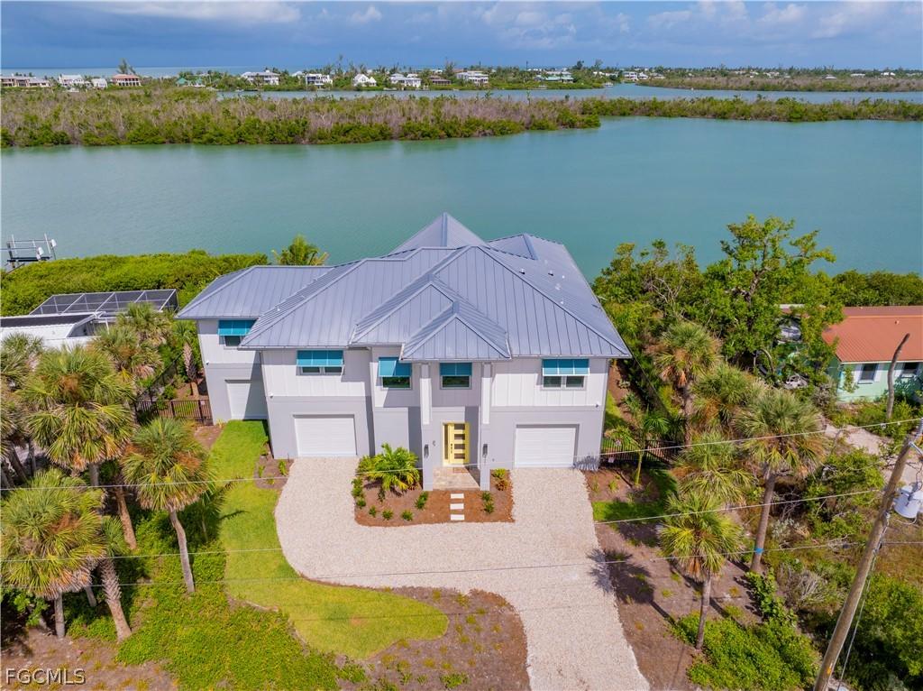2651 Coconut Dr., Sanibel, FL 33957