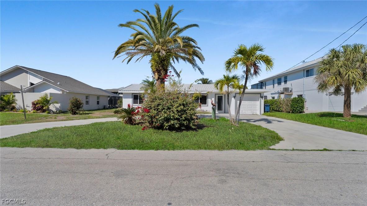 331 Washington Ct., Fort Myers Beach, FL 33931