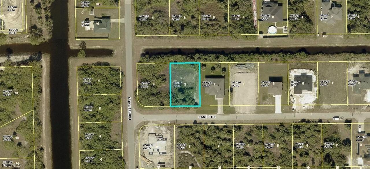 715 Cane St., Lehigh Acres, FL 33974