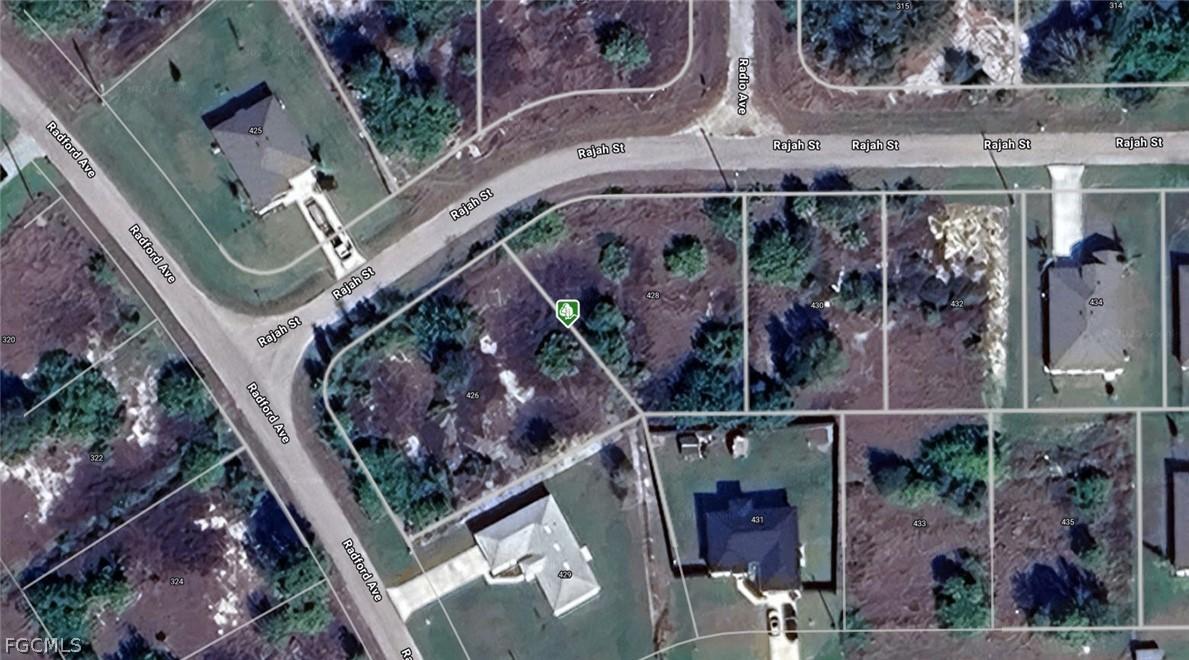 426 & 428 Rajah St., Lehigh Acres, FL 33974