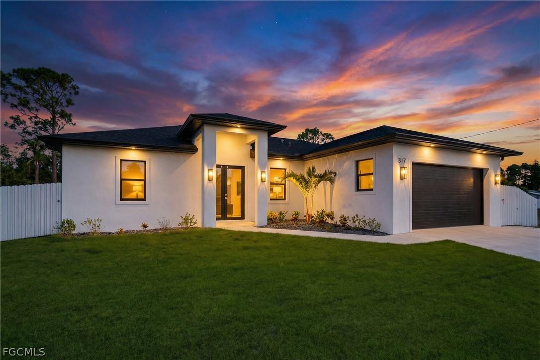 317 Wilmington Pkwy., Cape Coral, FL 33993