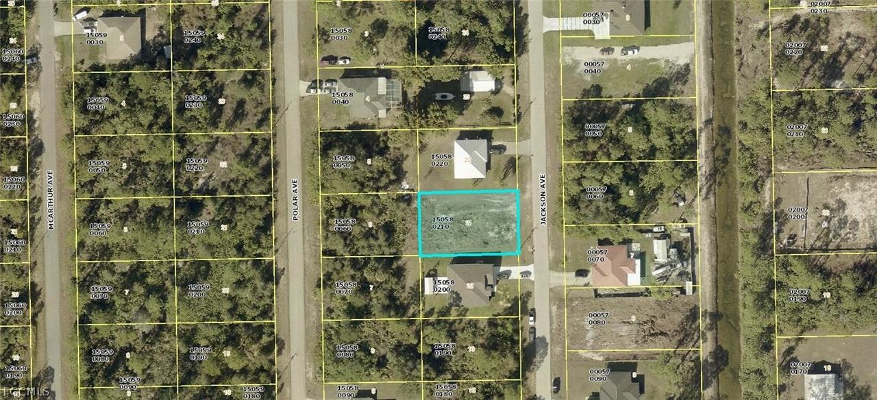 2015 Jackson Ave., Alva, FL 33920