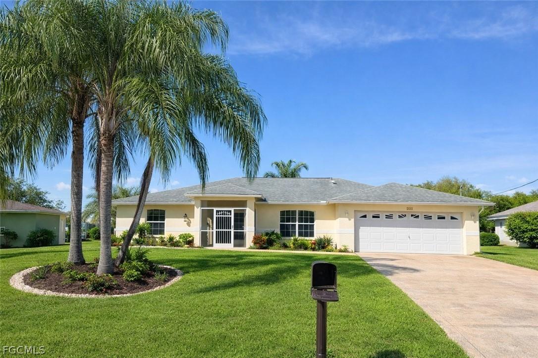 126 Zenith Cir., Fort Myers, FL 33913