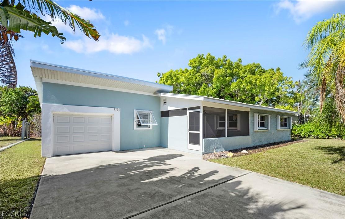 5736 Riverside Dr., Cape Coral, FL 33904