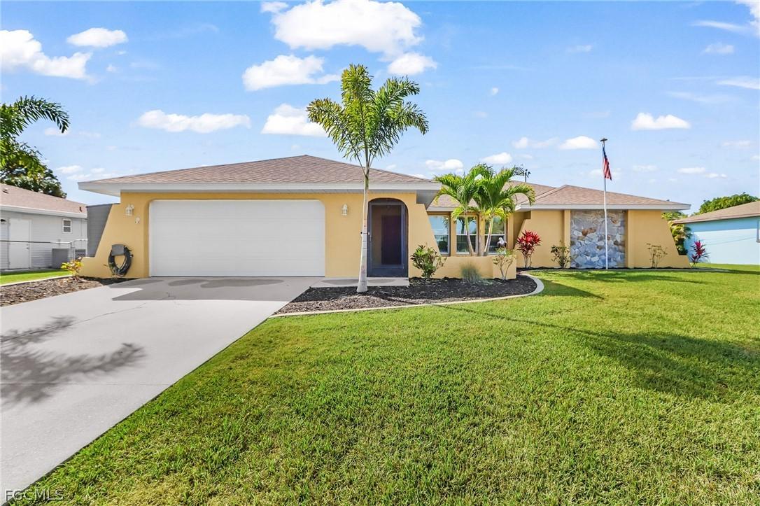 2114 Bolado Pkwy., Cape Coral, FL 33990
