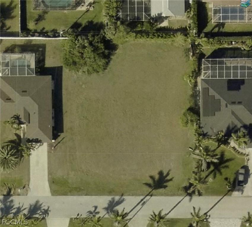 1729 SW 40th Ter., Cape Coral, FL 33914