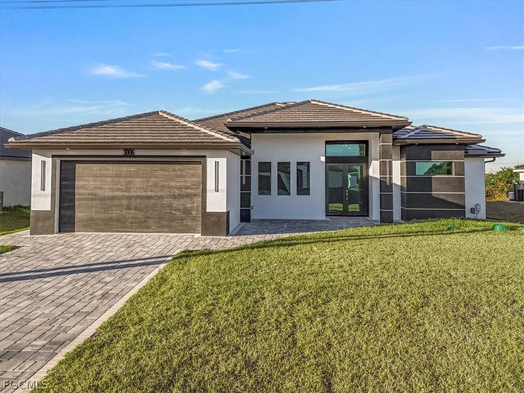 3006 13th St., Lehigh Acres, FL 33976