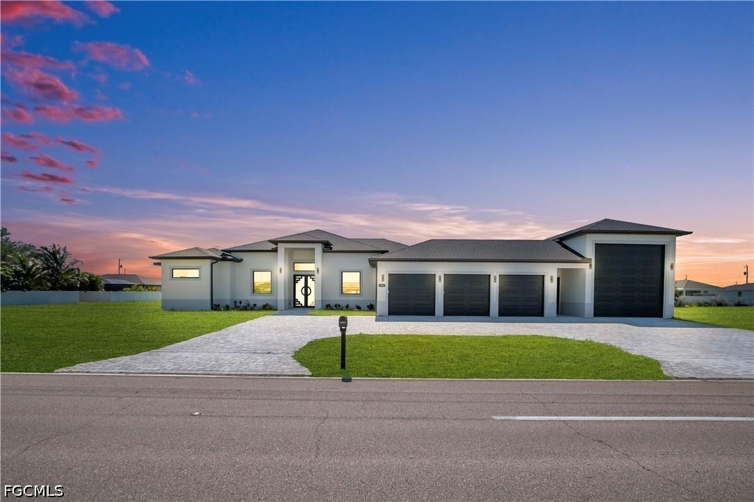 302 El Dorado Blvd., Cape Coral, FL 33993