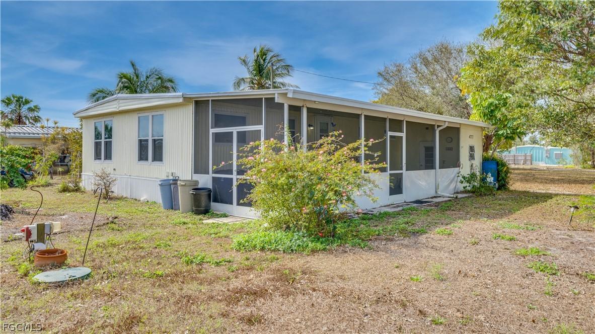 4777 Sandpiper Dr., St James City, FL 33956