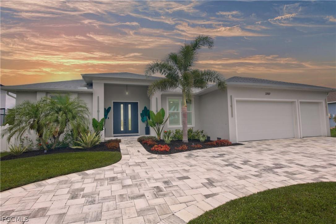 3707 Oasis Blvd., Cape Coral, FL 33914