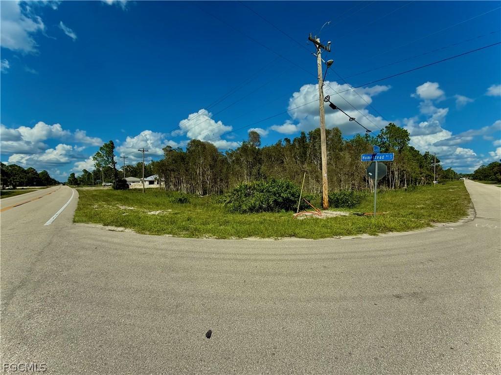 1009/1011 Homestead Rd., Lehigh Acres, FL 33974