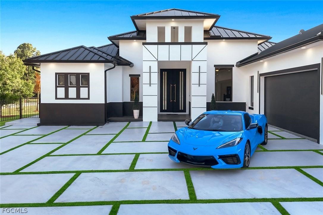 1104 E 6th St., Lehigh Acres, FL 33972