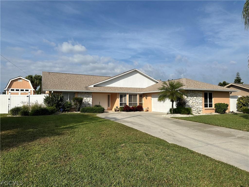 2726 SE 24th Ct., Cape Coral, FL 33904