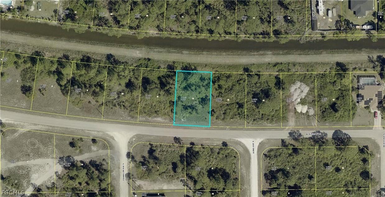 1243 Count St., Lehigh Acres, FL 33974