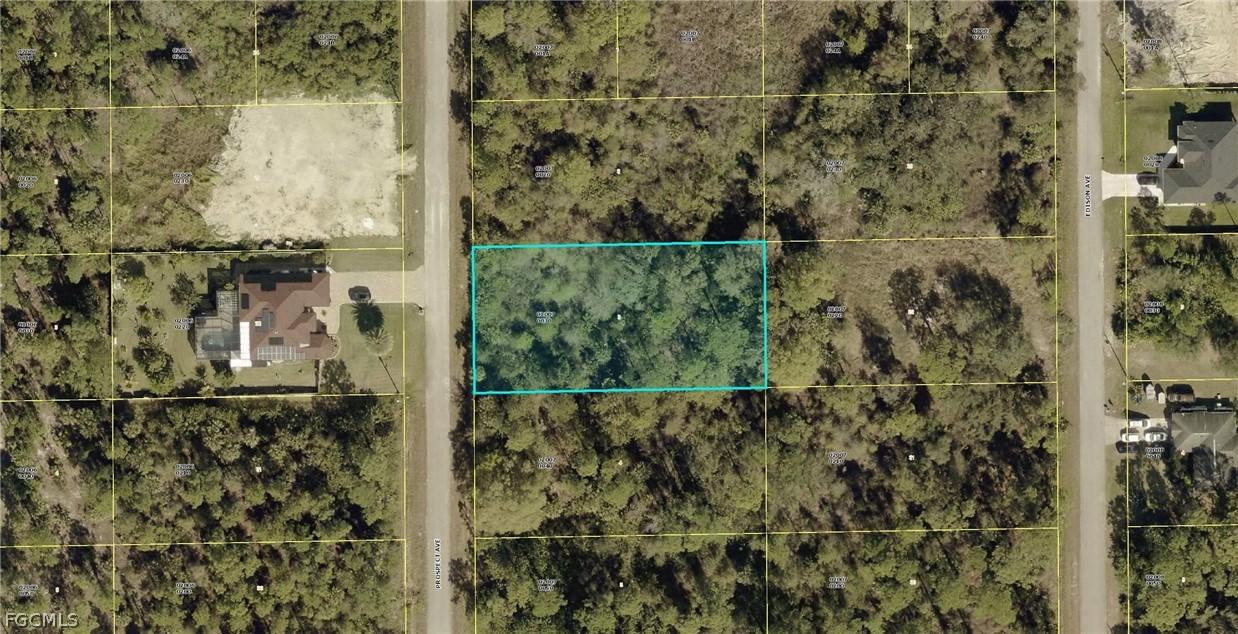 818 Prospect Ave., Lehigh Acres, FL 33972