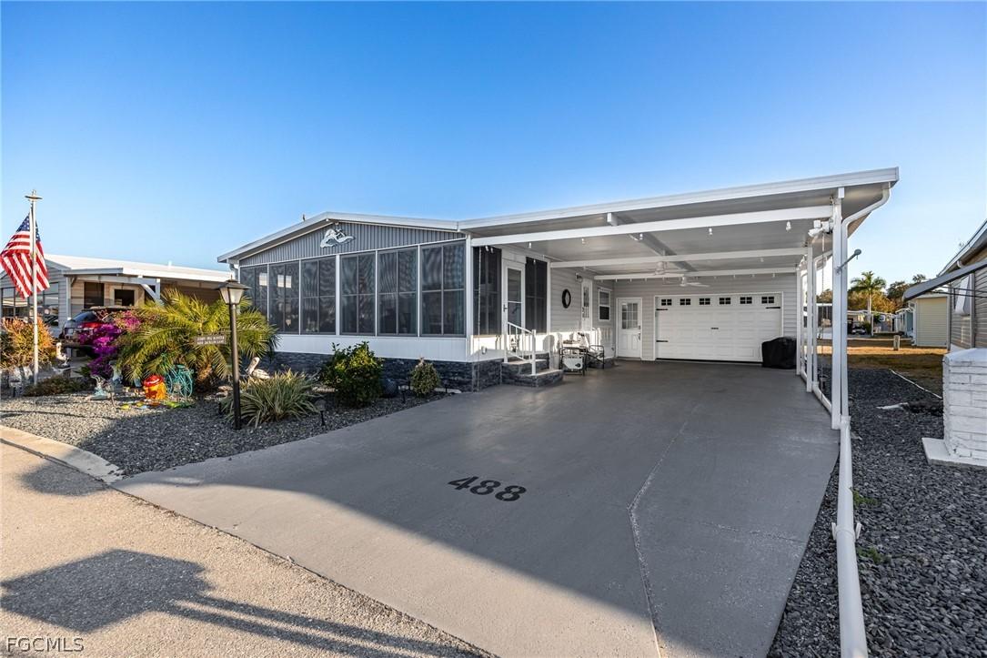 488 Jacklin Ln., North Fort Myers, FL 33903