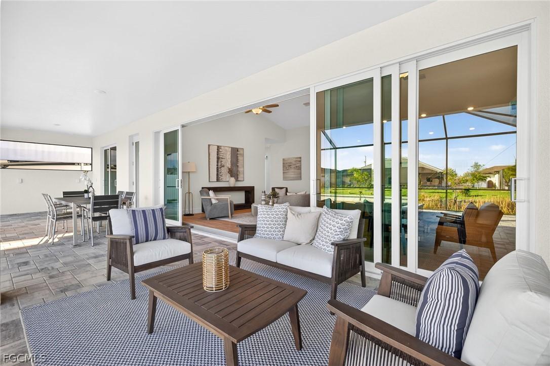 1423 SW 1st Ter., Cape Coral, FL 33991