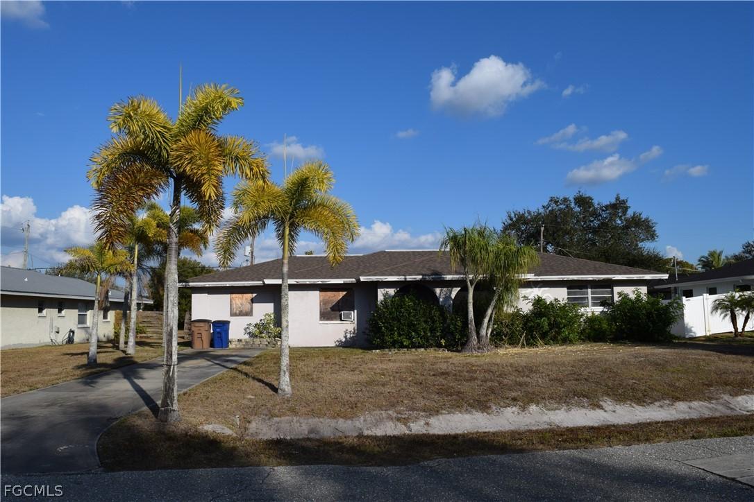 2008 Lotus Rd., Fort Myers, FL 33905