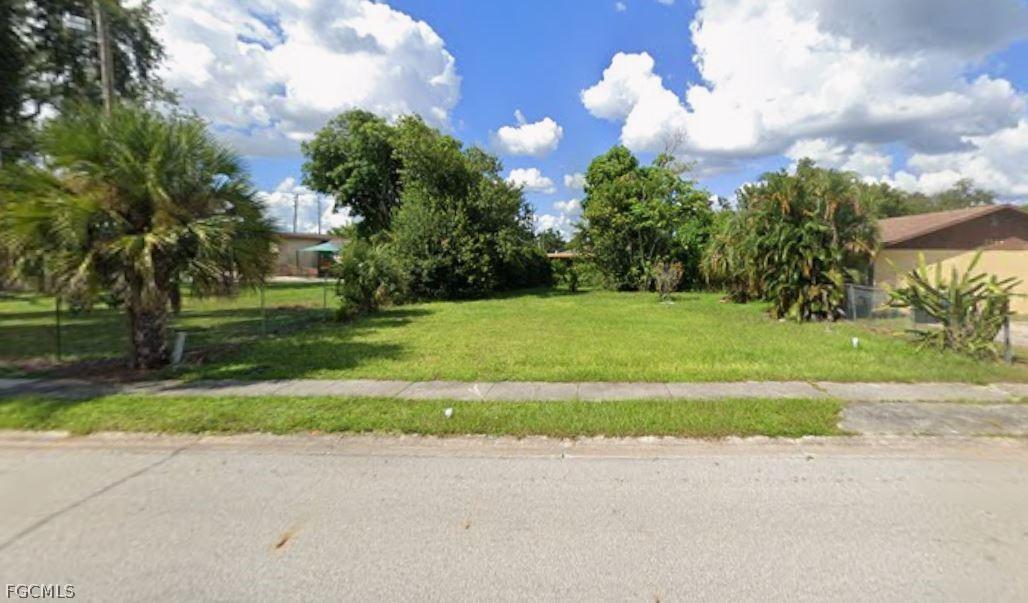 2915 Price Ave., Fort Myers, FL 33916