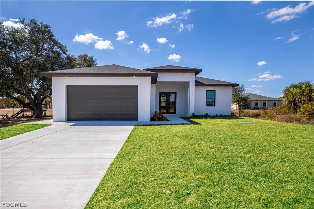 3034 NW Beechwood Cir., Labelle, FL 33935