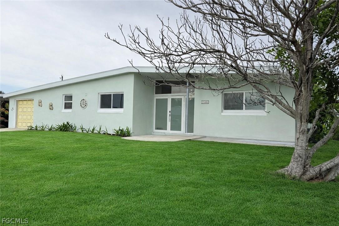 21484 Edgewater Dr., Port Charlotte, FL 33952