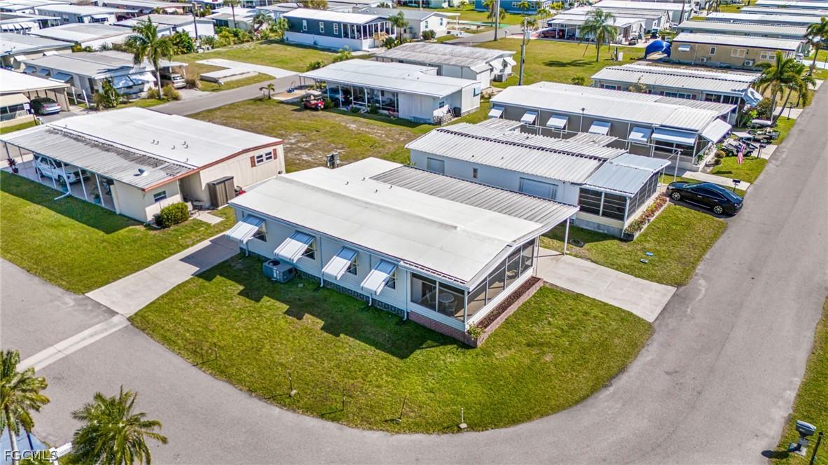 5634 Captain John Smith Loop, North Fort Myers, FL 33917