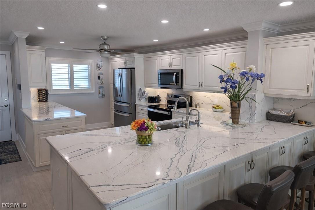 4309 Mariner Way #405, Fort Myers, FL 33919