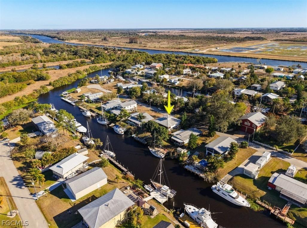 1071 Schooner Ln., Moore Haven, FL 33471