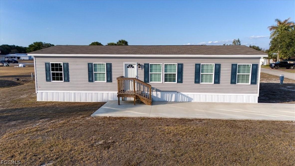 864 Yacht Club Way, Moore Haven, FL 33471