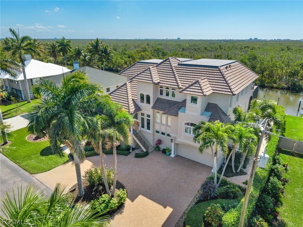 11731 Isle Of Palms Dr., Fort Myers Beach, FL 33931