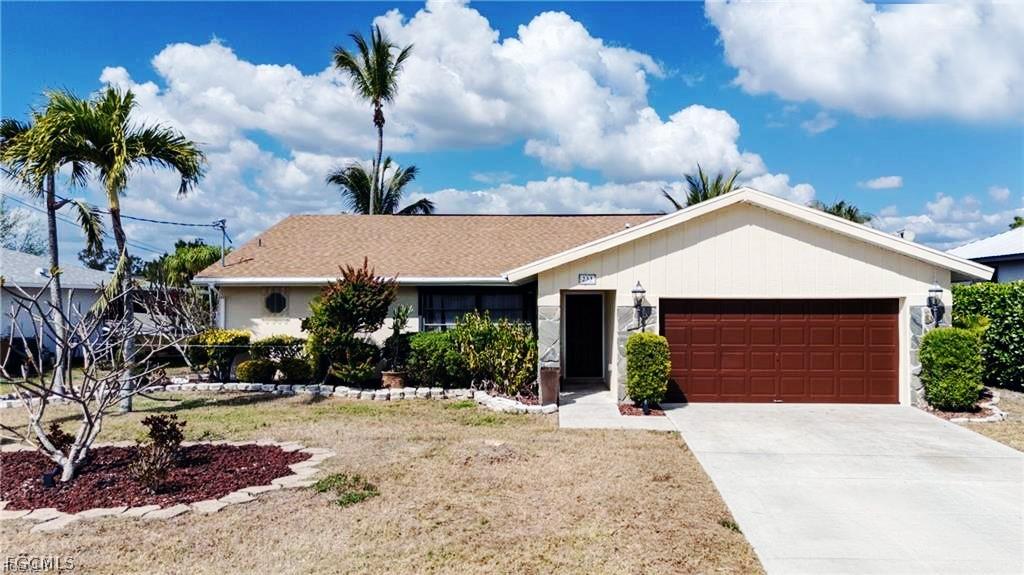 233 SW 42nd Ter., Cape Coral, FL 33914