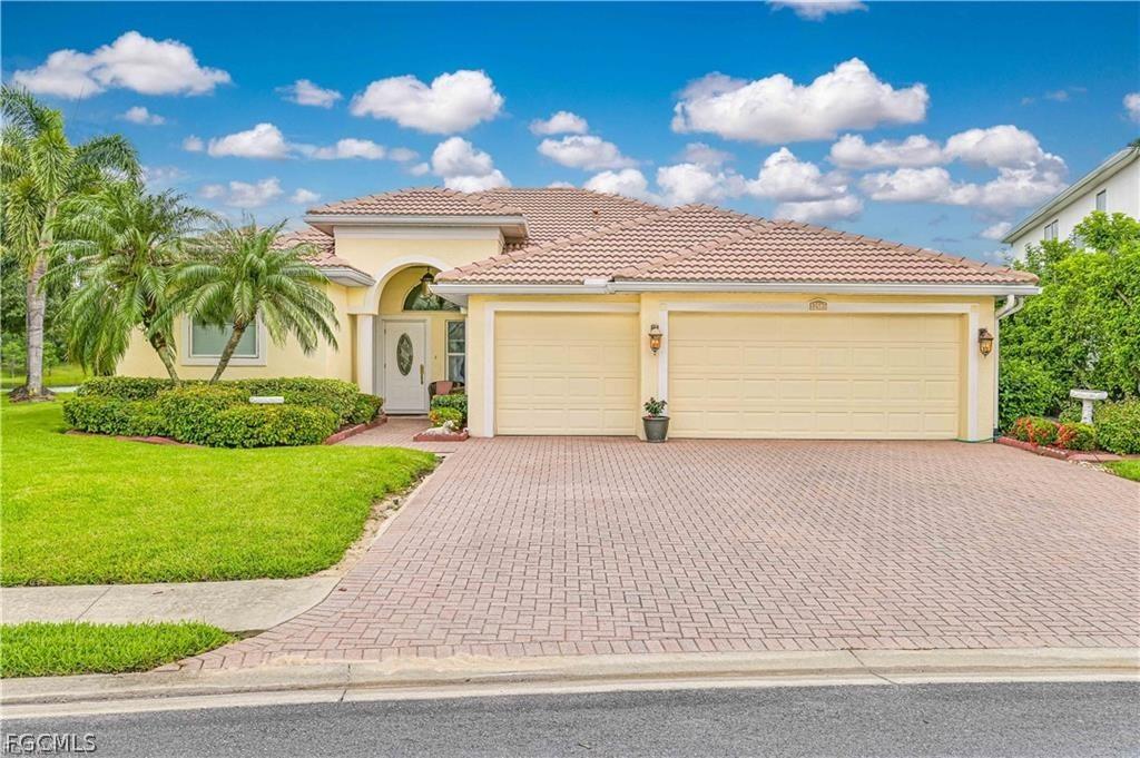 12585 Gemstone Ct., Fort Myers, FL 33913