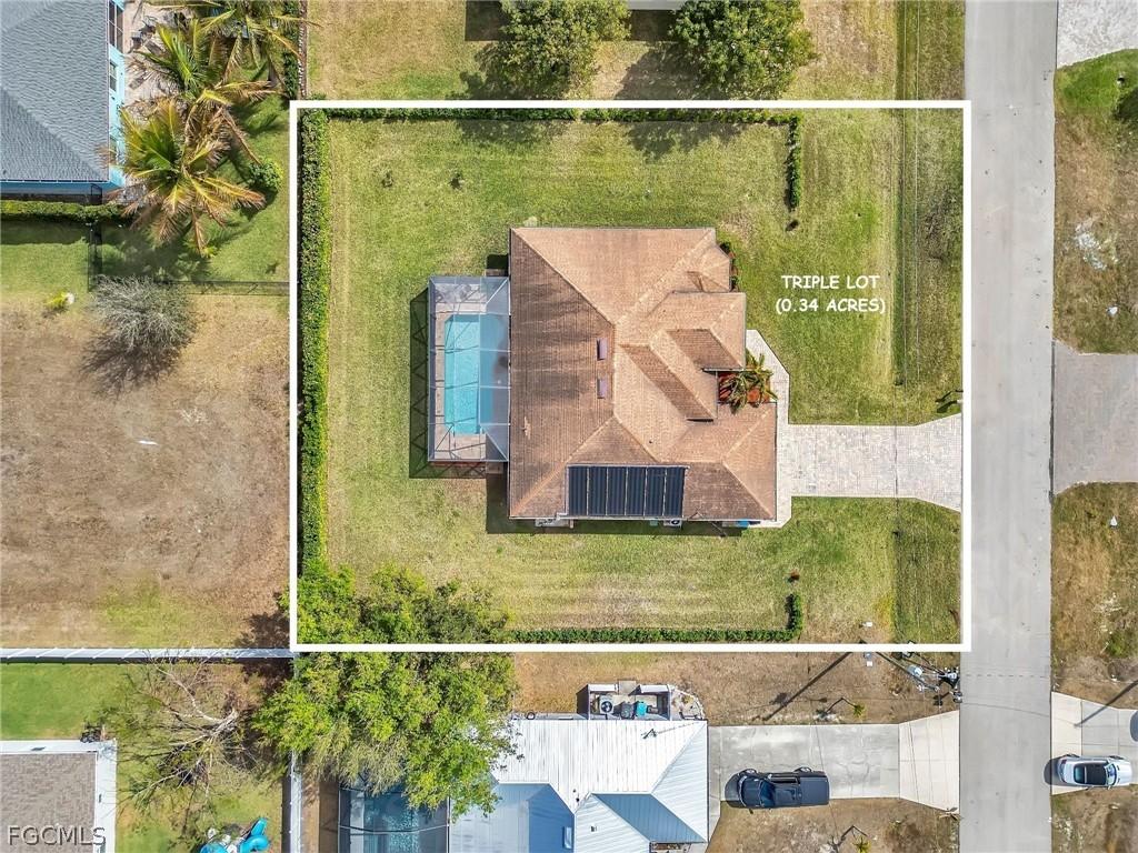 1627 SW 14th St., Cape Coral, FL 33991