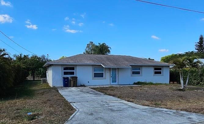 2825 E Cypress Ave., Fort Myers, FL 33905