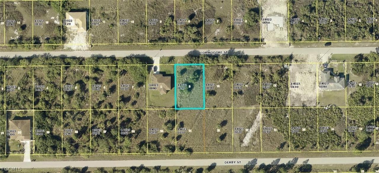 950 Commodore St., Lehigh Acres, FL 33974