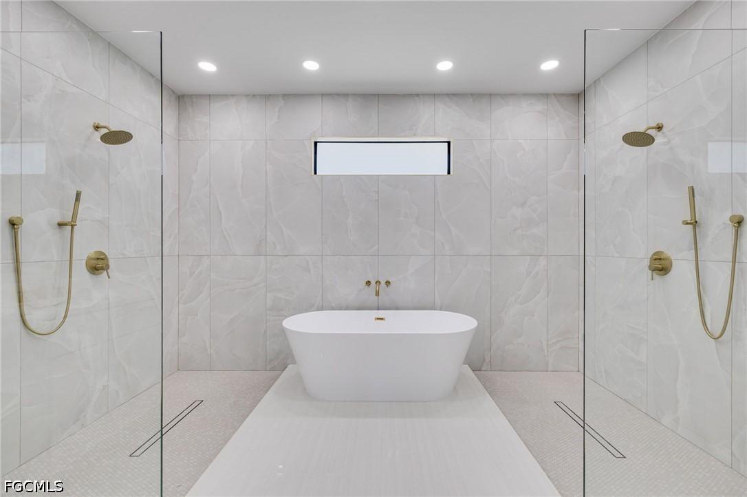 538 Raintree St., Lehigh Acres, FL 33974