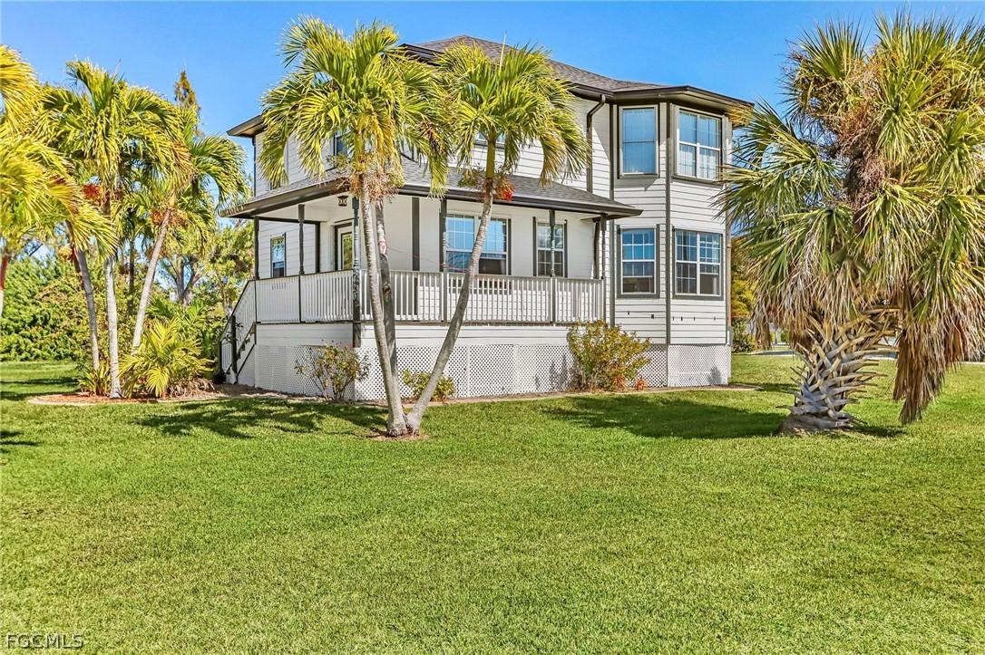 2420 Poinciana Ave., St James City, FL 33956