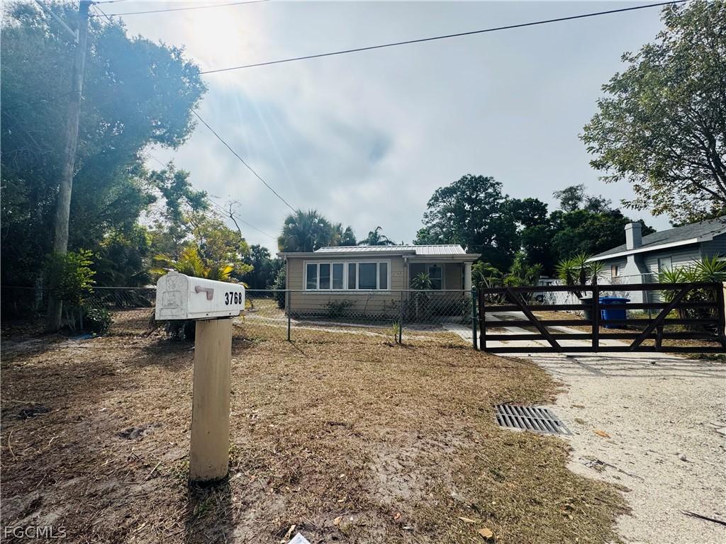 3768 Desoto Ave., Fort Myers, FL 33916