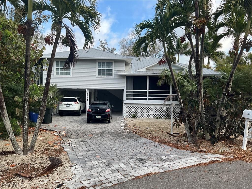 7668 Myrsine Cir., Bokeelia, FL 33922