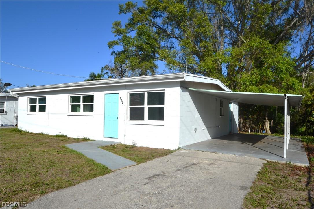 1324 Brookhill Dr., Fort Myers, FL 33916