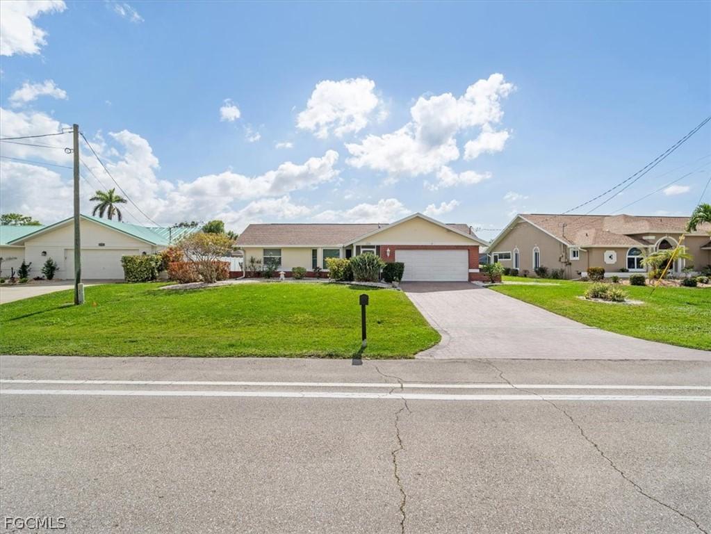 2608 Everest Pkwy., Cape Coral, FL 33904
