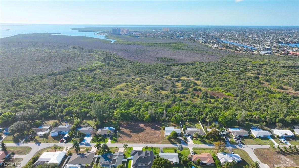 5838 SW 1st Ct., Cape Coral, FL 33914