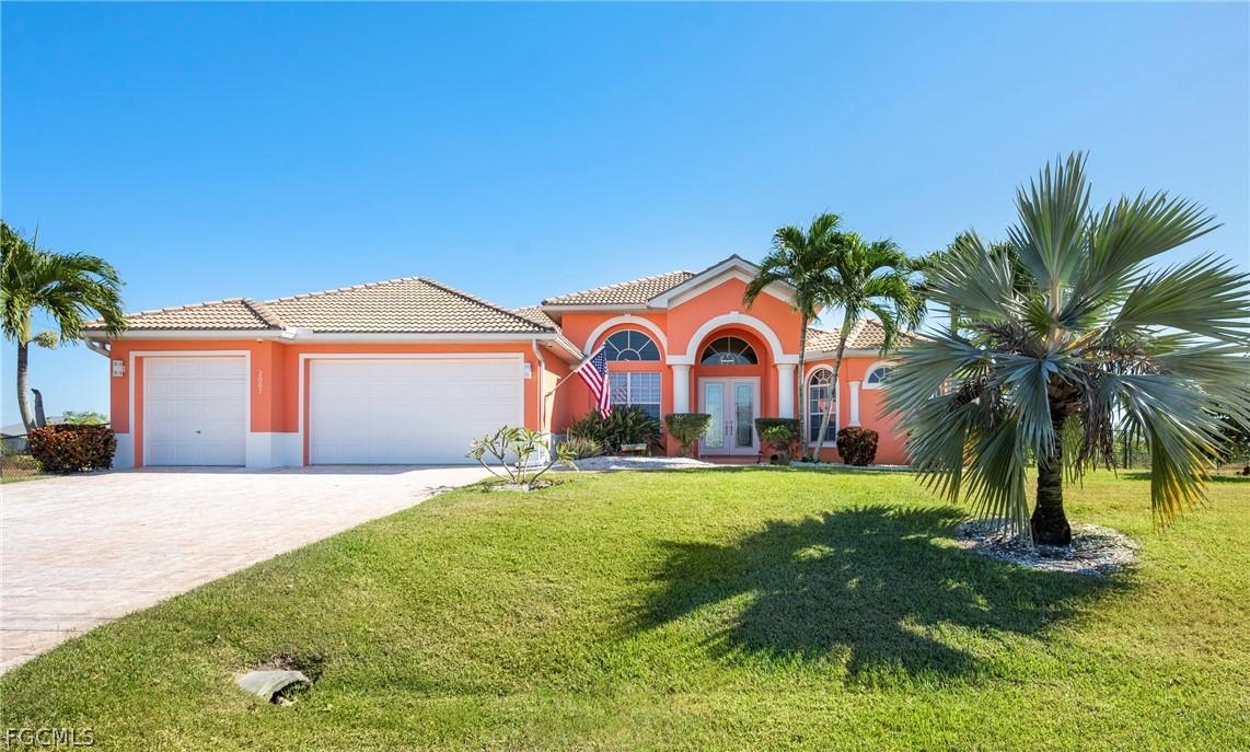 2007 NE 1st Ave., Cape Coral, FL 33909