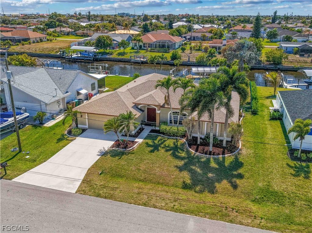 1422 SE 20th St., Cape Coral, FL 33990
