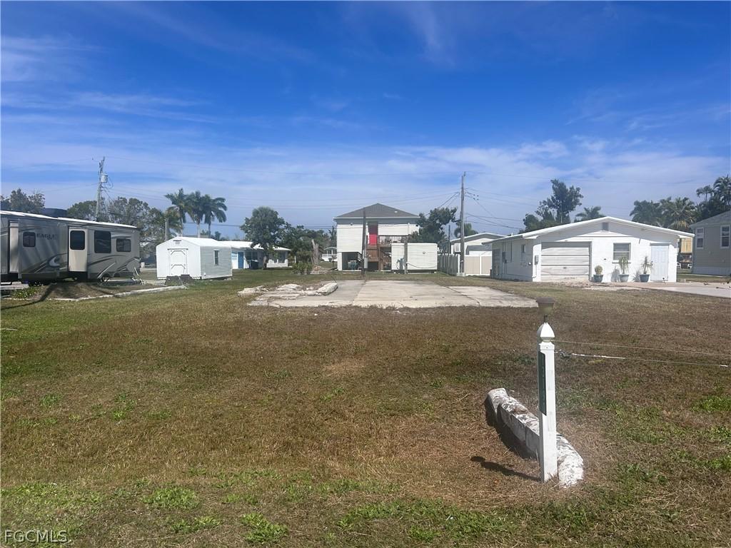 13190 Point Breeze Dr., Fort Myers, FL 33908