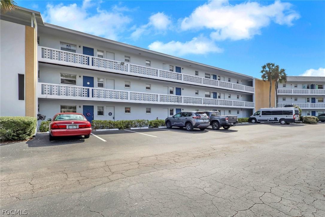 1407 Tropic Ter., North Fort Myers, FL 33903